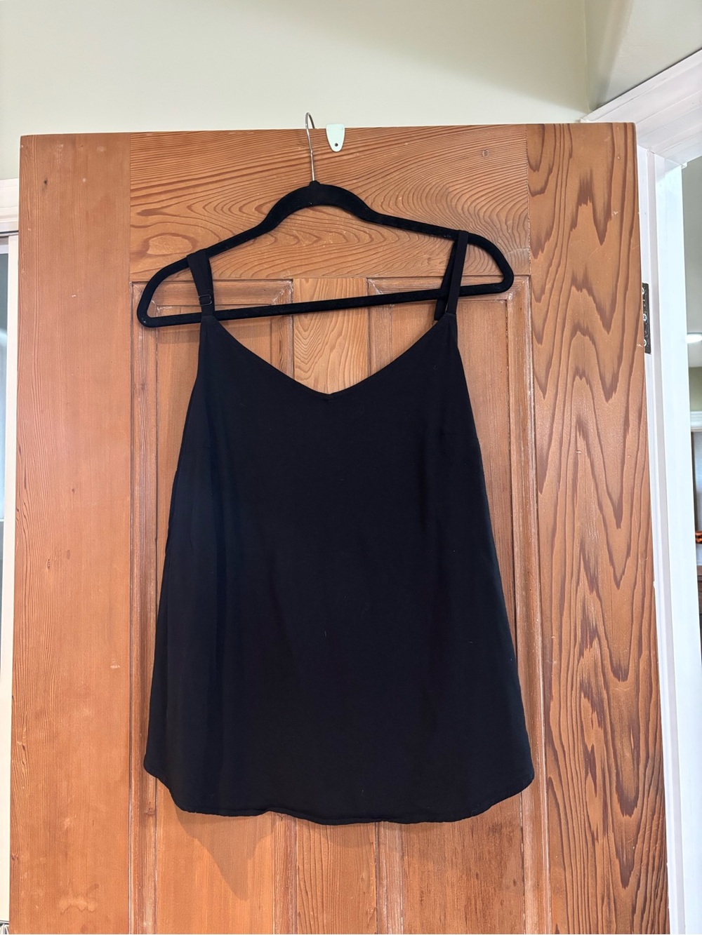 Black V-Neck Camisole Tank Top Torrid Size 0 (12 equivalent)
